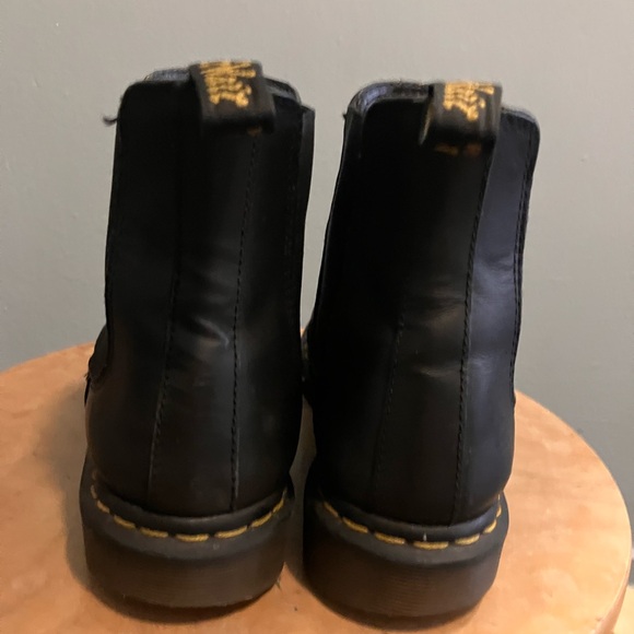 Dr. Martens Chelsea Black Leather Women's Boots 10 - Picture 4 of 6